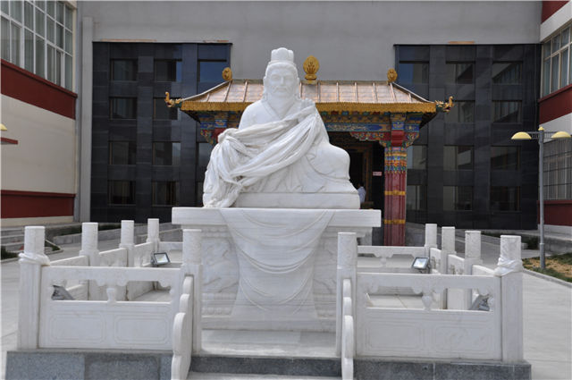 拉薩甘露藏藥廠藏醫祖師